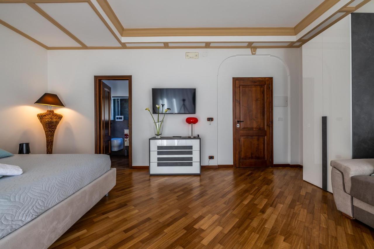 I Barcaioli Bed & Breakfast จีอาร์ดีนี นักซอส ภายนอก รูปภาพ