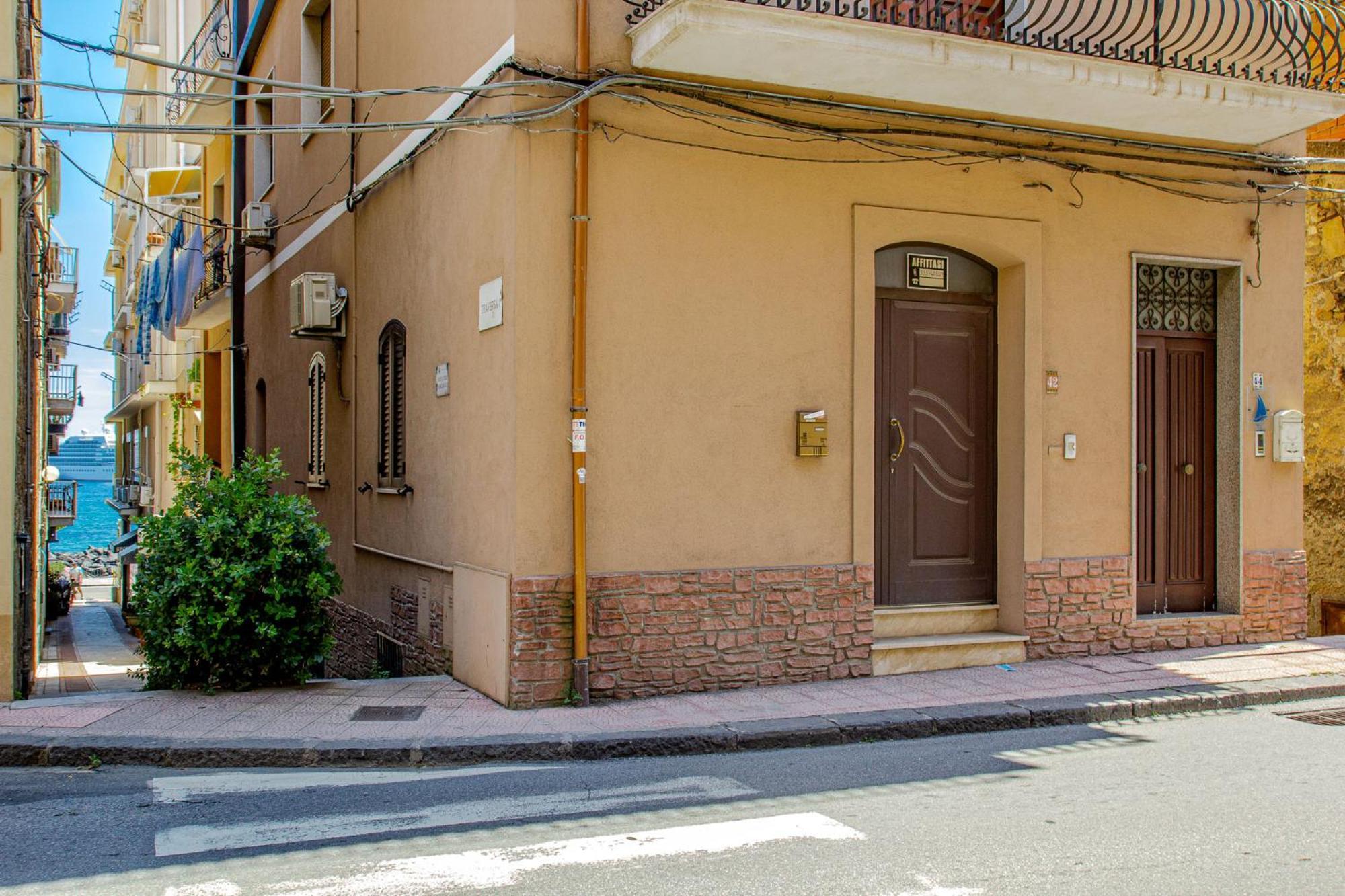 I Barcaioli Bed & Breakfast จีอาร์ดีนี นักซอส ภายนอก รูปภาพ